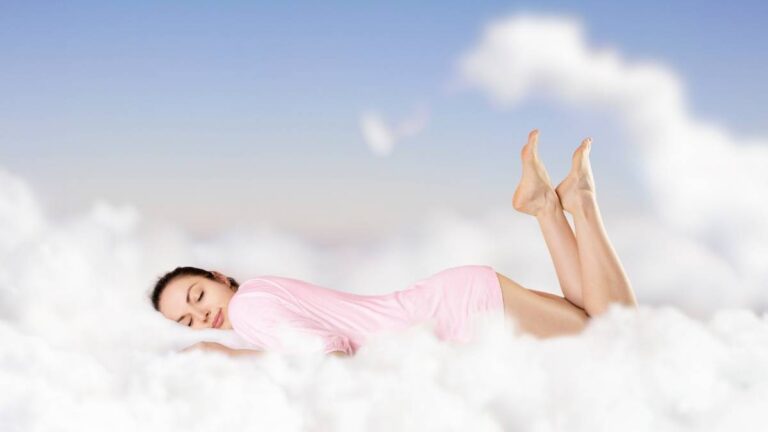 vrouw die droomt over een fantasie